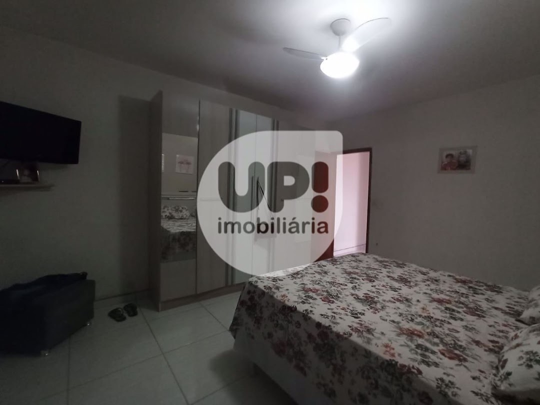 Casa à venda com 2 quartos, 100m² - Foto 13