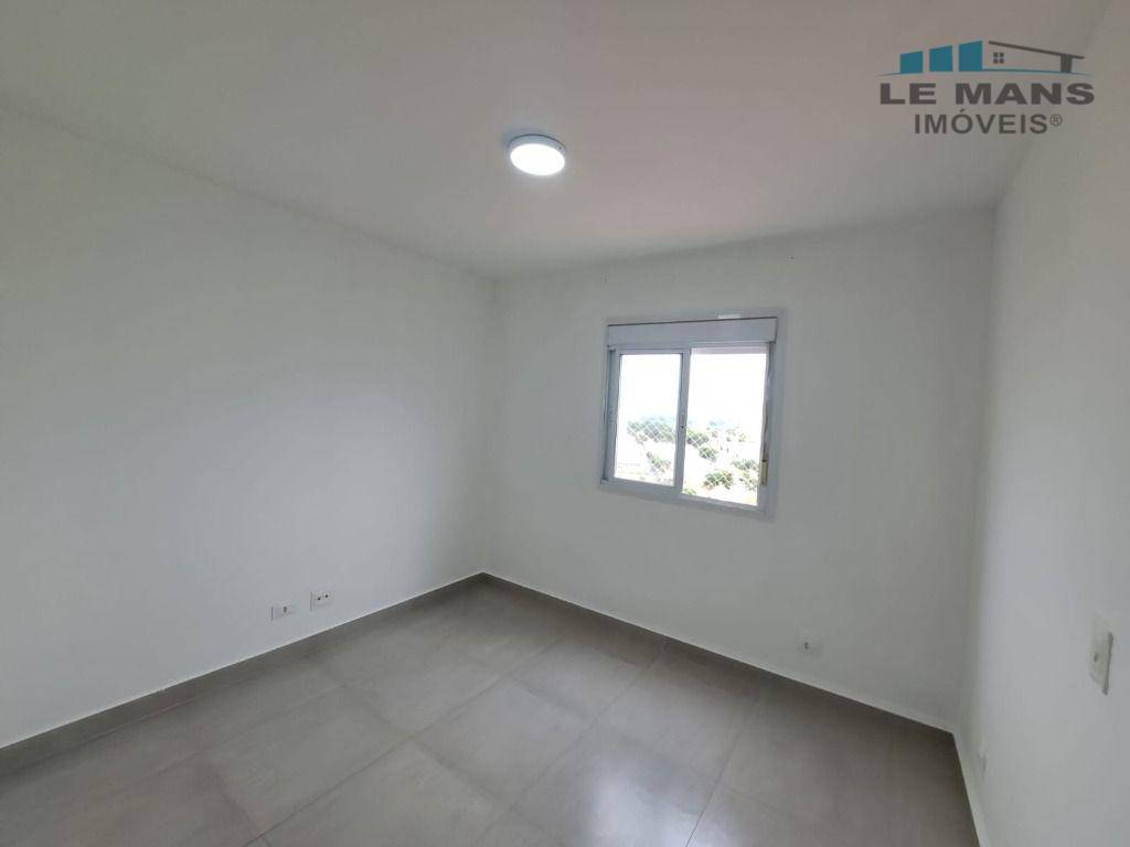 Apartamento para alugar com 2 quartos, 62m² - Foto 8