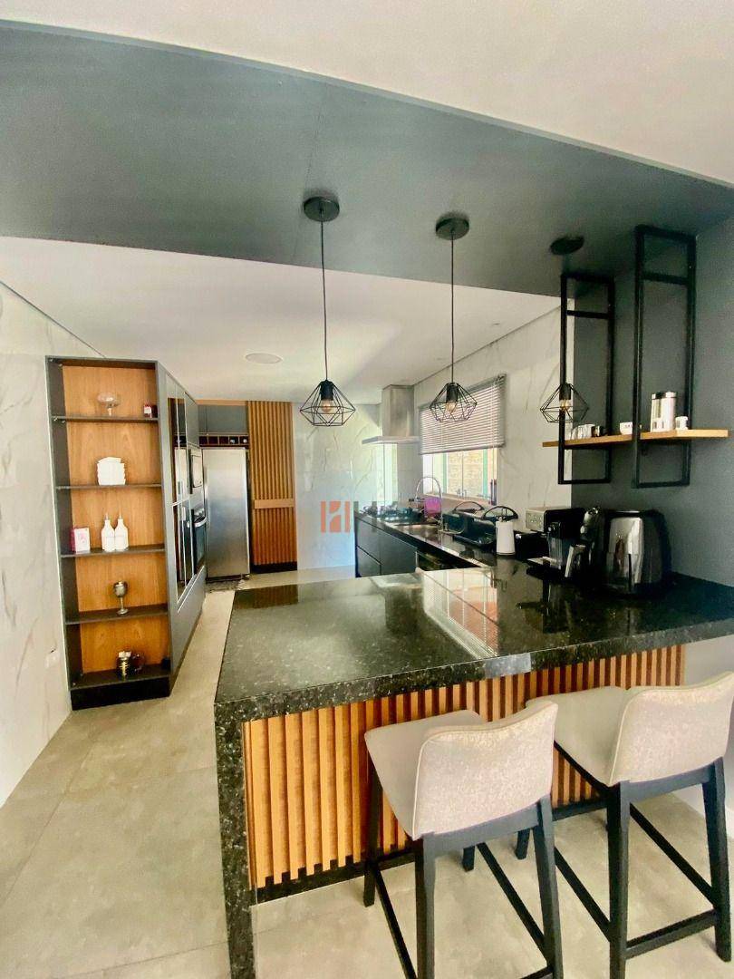 Sobrado, 3 quartos, 250 m² - Foto 5