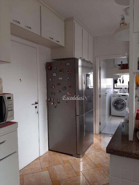 Apartamento à venda com 4 quartos, 146m² - Foto 26