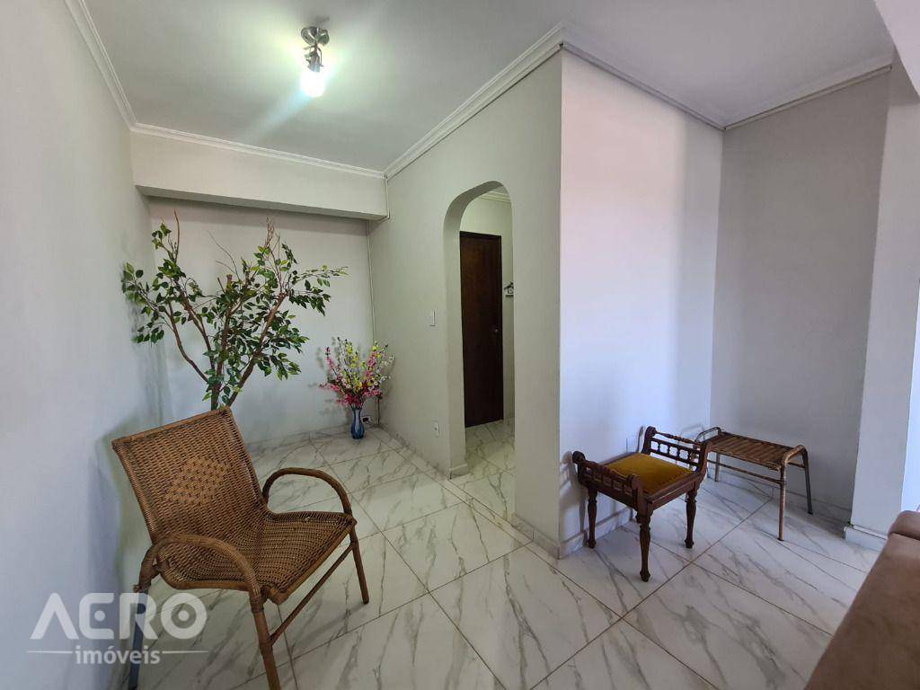 Apartamento à venda com 3 quartos, 191m² - Foto 5