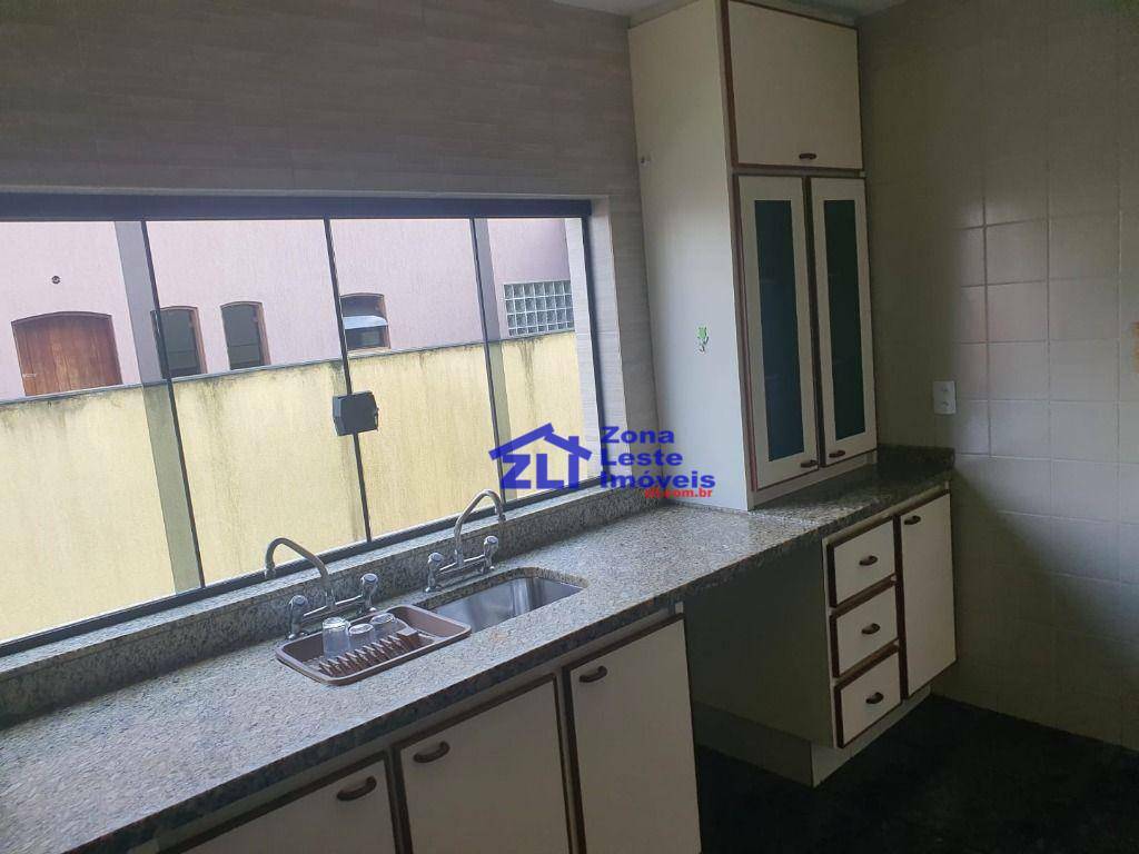 Sobrado à venda com 4 quartos, 380m² - Foto 32