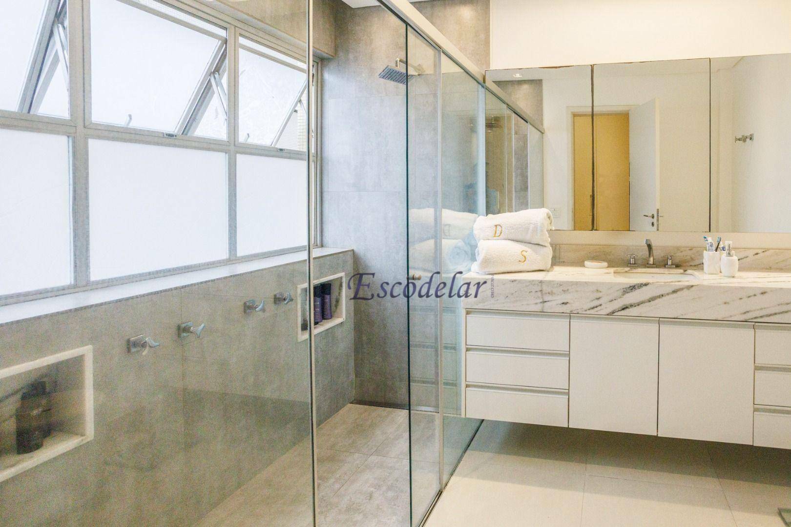 Apartamento à venda com 3 quartos, 216m² - Foto 41