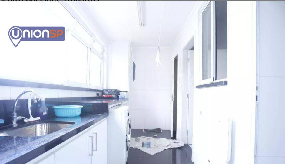 Apartamento à venda com 3 quartos, 210m² - Foto 17