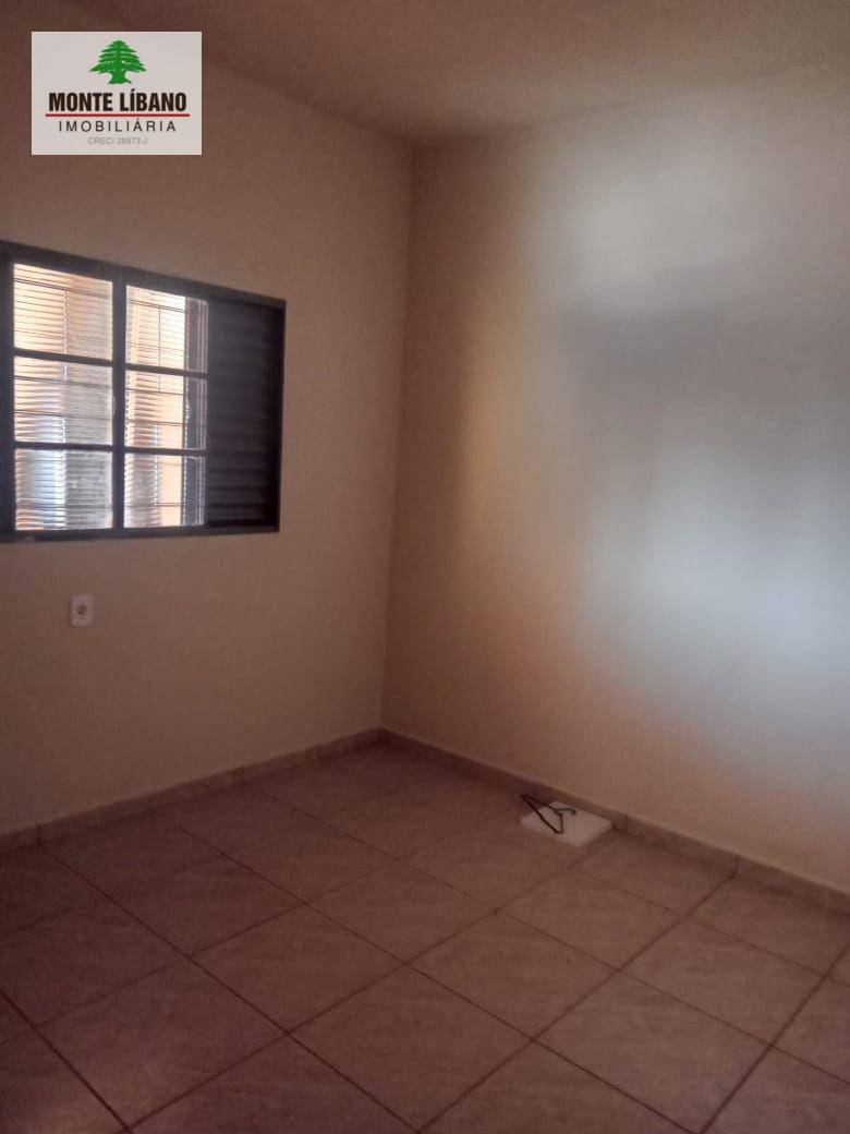 Casa para alugar com 2 quartos, 100m² - Foto 5