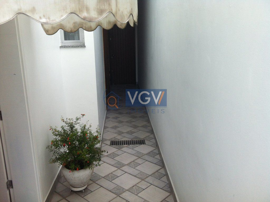 Casa à venda com 3 quartos, 154m² - Foto 11