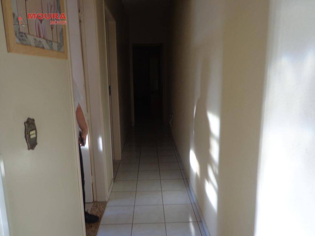 Sobrado à venda com 3 quartos, 248m² - Foto 11