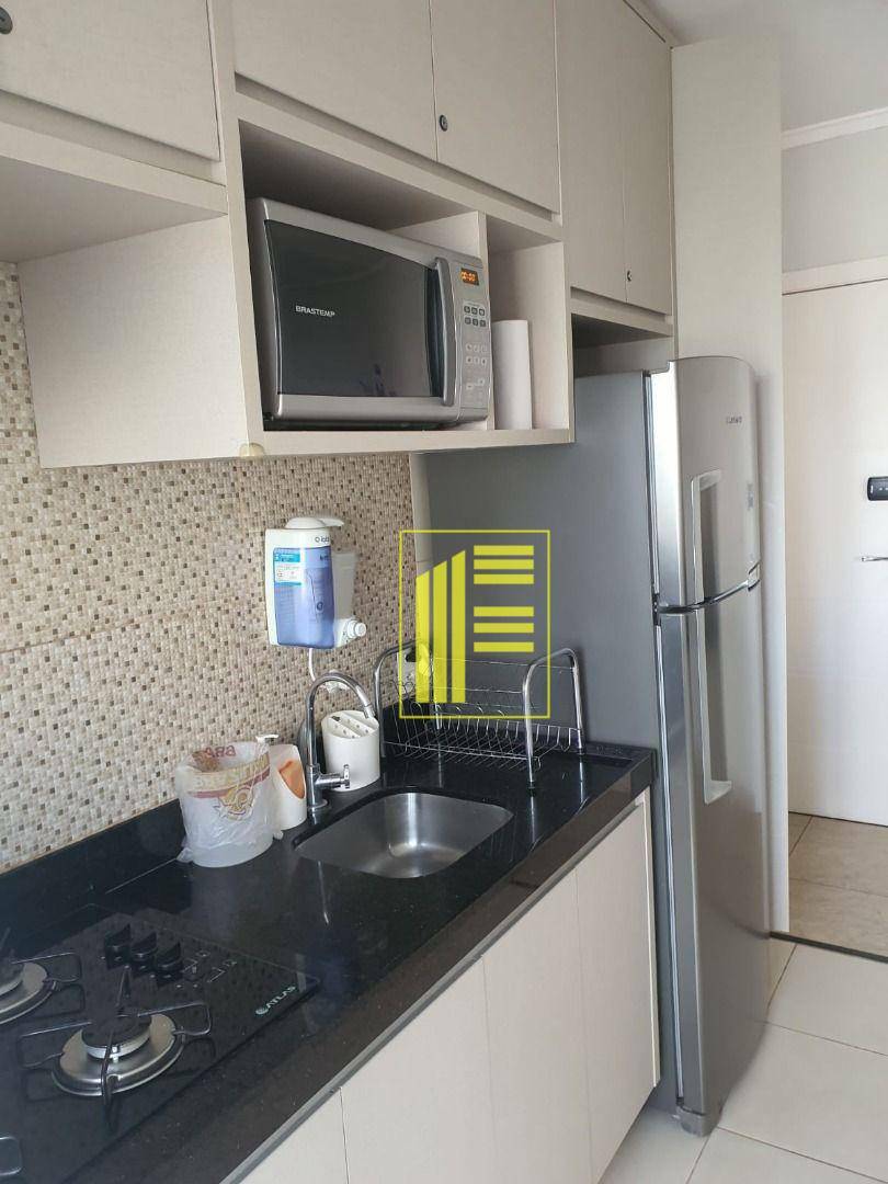 Apartamento à venda com 1 quarto, 50m² - Foto 3