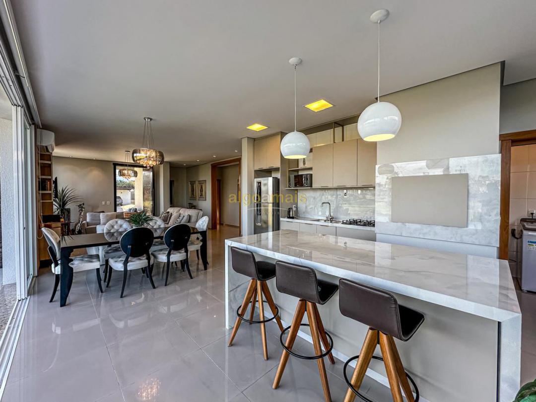 Casa de Condomínio à venda com 3 quartos, 194m² - Foto 11