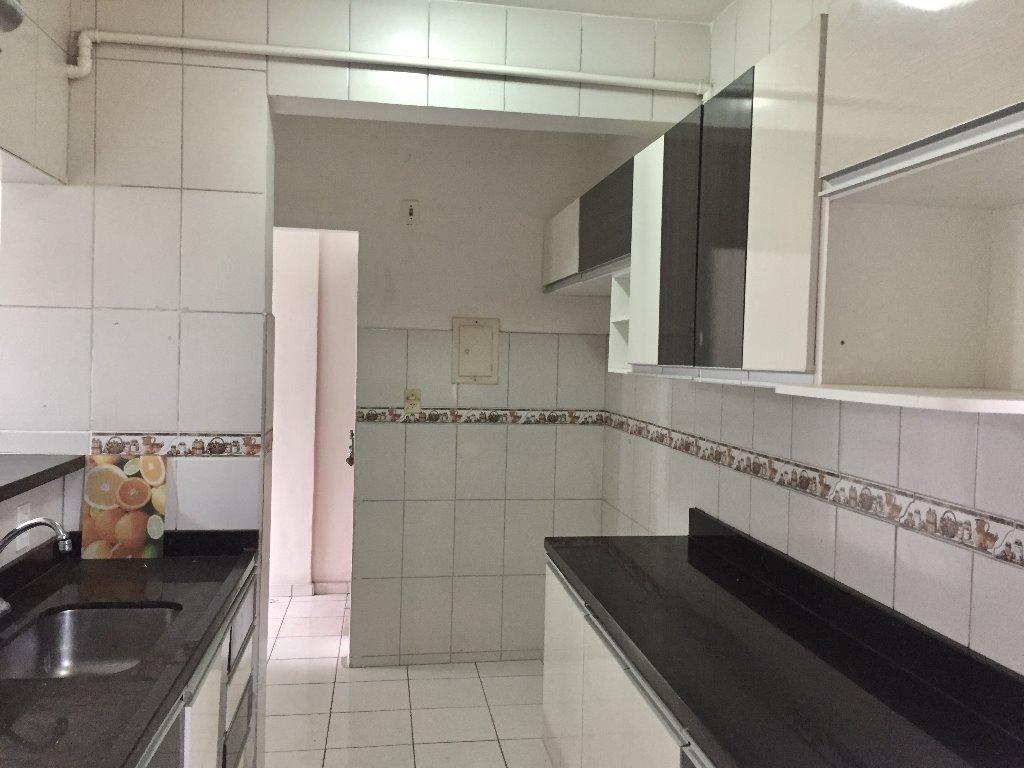 Apartamento à venda com 2 quartos, 60m² - Foto 24