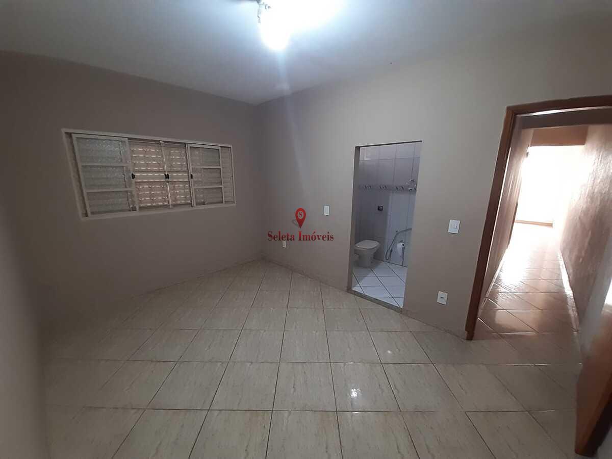 Casa à venda com 3 quartos, 300m² - Foto 10