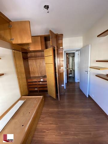 Apartamento à venda com 3 quartos, 130m² - Foto 3