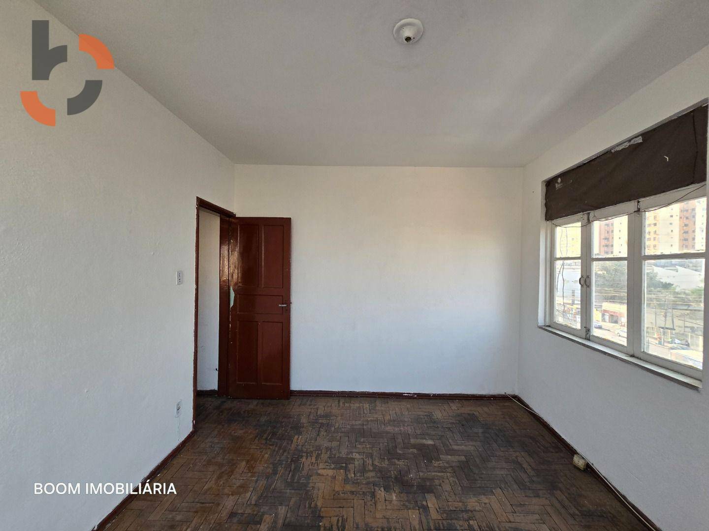 Apartamento para alugar com 2 quartos, 60m² - Foto 12