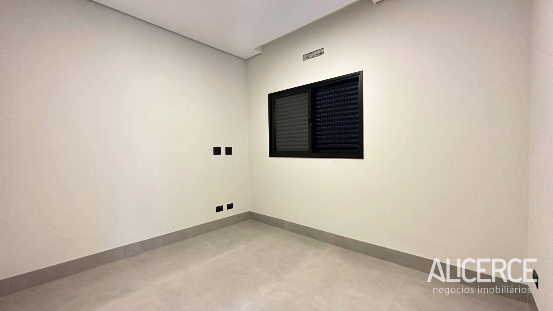 Casa de Condomínio à venda com 3 quartos, 196m² - Foto 18