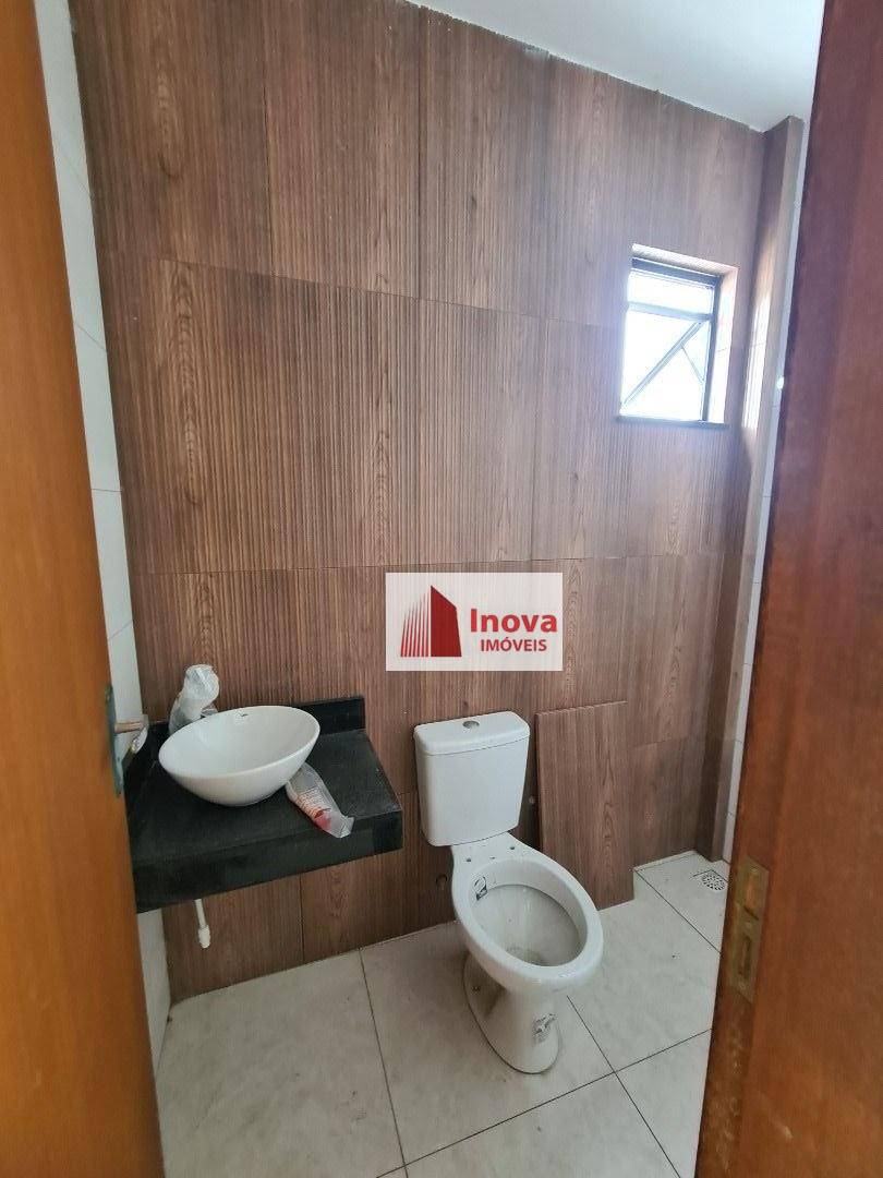 Casa à venda com 3 quartos, 144m² - Foto 14