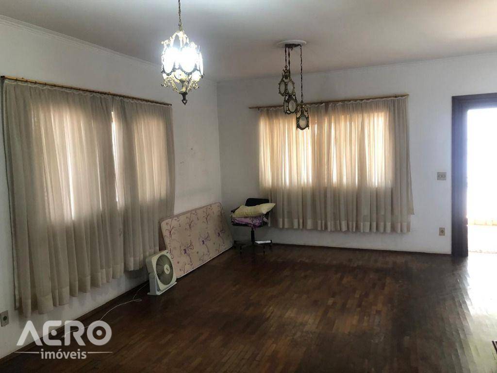 Casa à venda com 2 quartos, 170m² - Foto 5