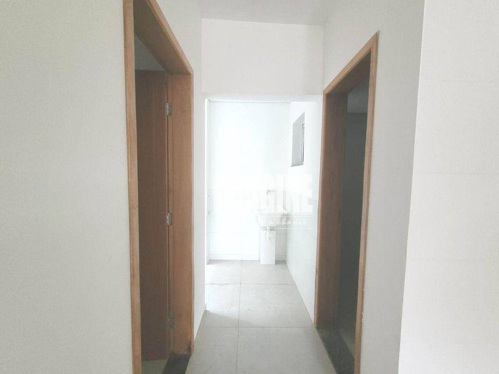 Apartamento à venda com 2 quartos, 40m² - Foto 8