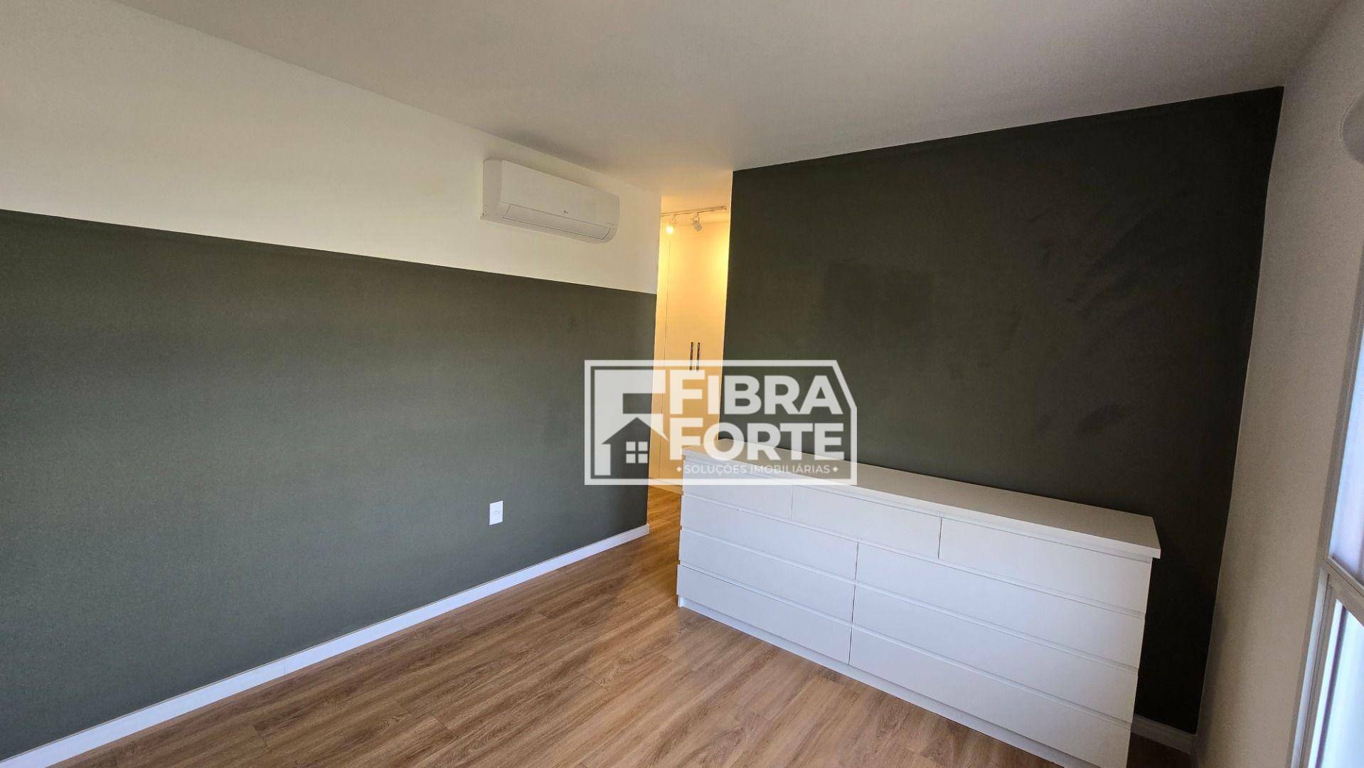 Apartamento à venda com 3 quartos, 135m² - Foto 19