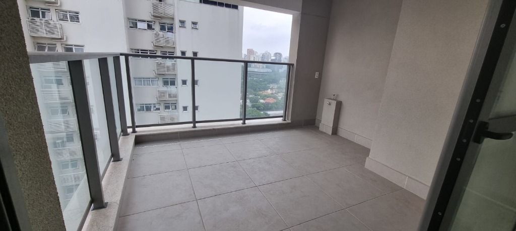 Apartamento à venda com 3 quartos, 157m² - Foto 6