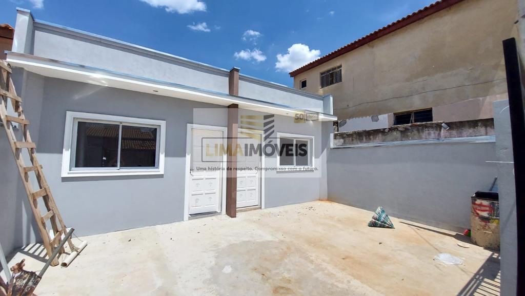 Casa à venda com 2 quartos, 54m² - Foto 2