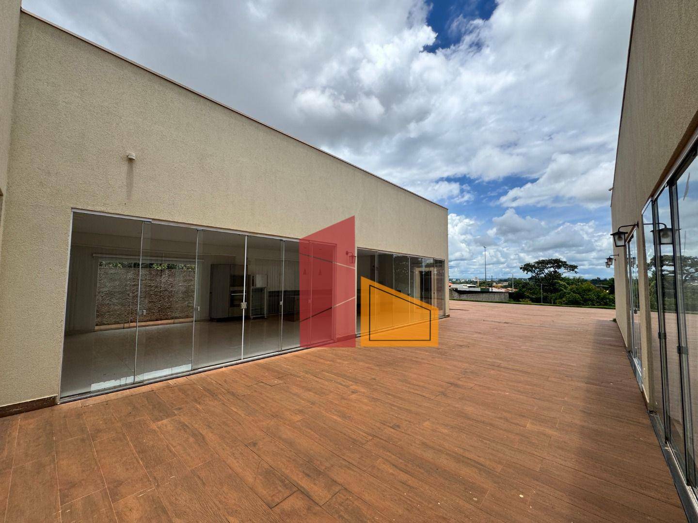 Casa de Condomínio à venda e aluguel com 4 quartos, 265m² - Foto 21