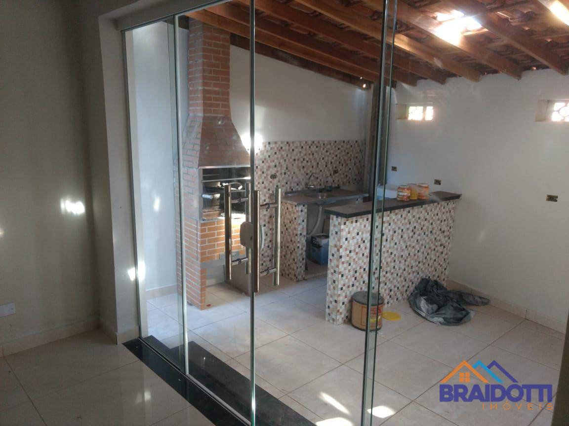 Casa à venda com 3 quartos, 120m² - Foto 5