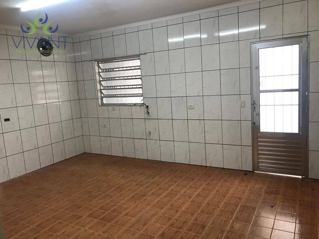 Sobrado à venda com 4 quartos, 318m² - Foto 7