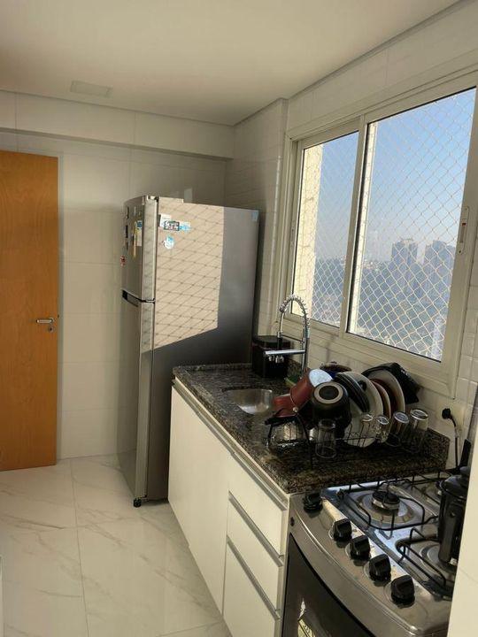 Apartamento à venda com 2 quartos, 68m² - Foto 7