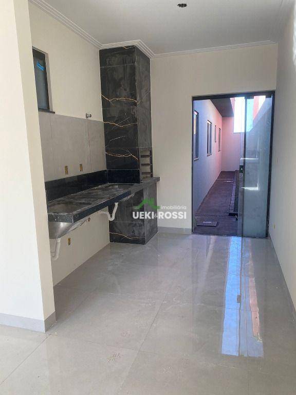 Casa à venda com 3 quartos, 83m² - Foto 3