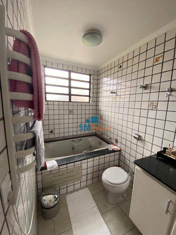 Sobrado à venda com 3 quartos, 226m² - Foto 15