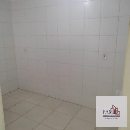 Casa à venda com 2 quartos, 55m² - Foto 11