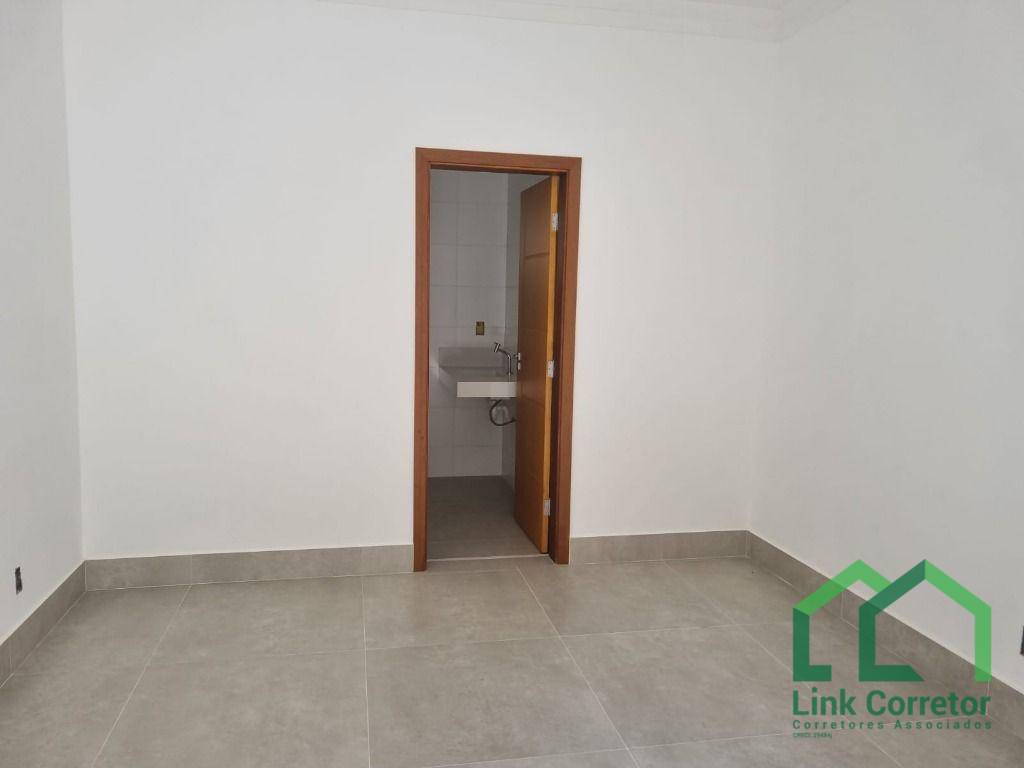 Casa à venda com 4 quartos, 258m² - Foto 12