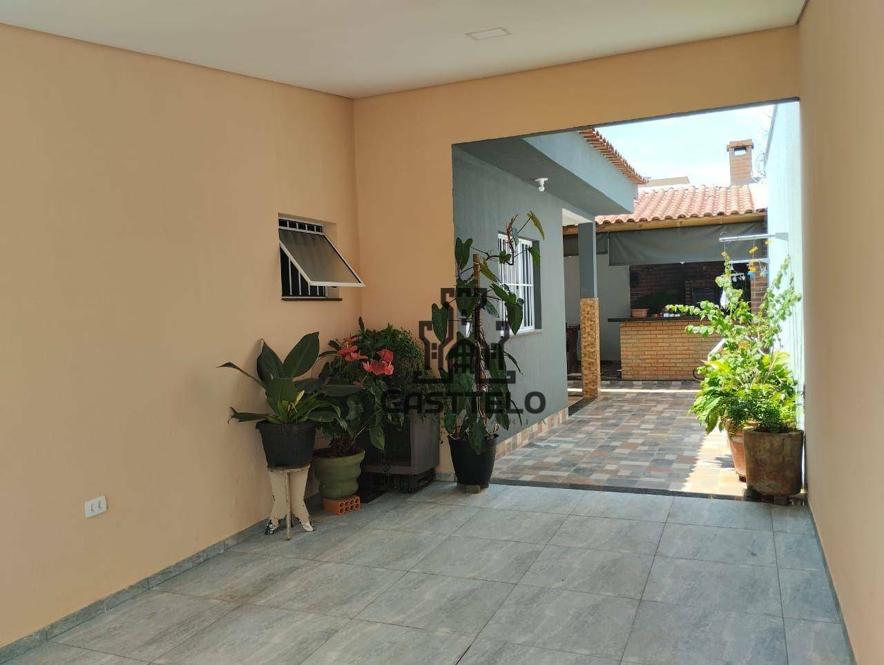 Casa à venda com 4 quartos, 180m² - Foto 20