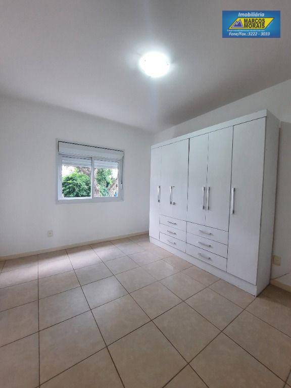 Casa de Condomínio para alugar com 4 quartos, 167m² - Foto 28