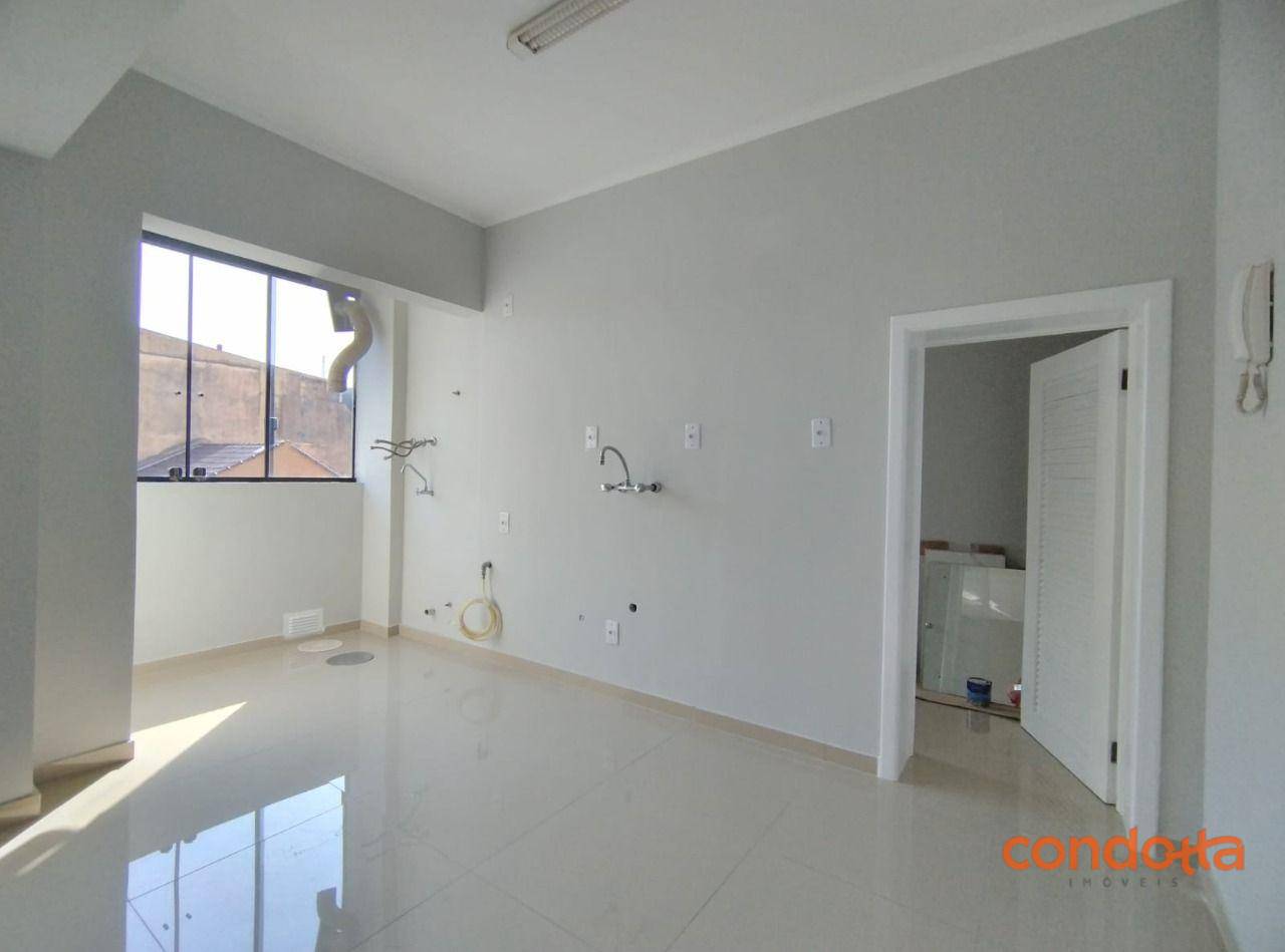 Apartamento para alugar com 2 quartos, 63m² - Foto 9