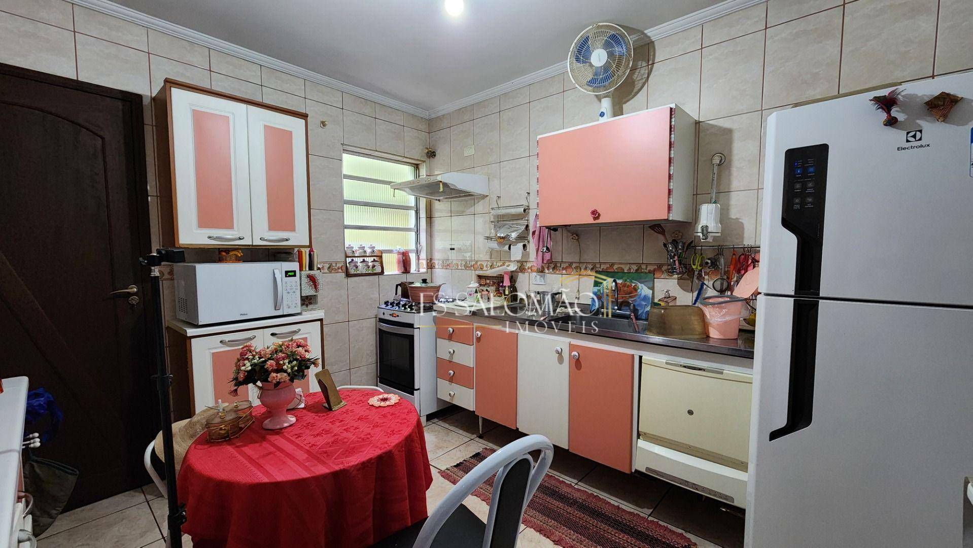 Casa à venda com 3 quartos, 192m² - Foto 9