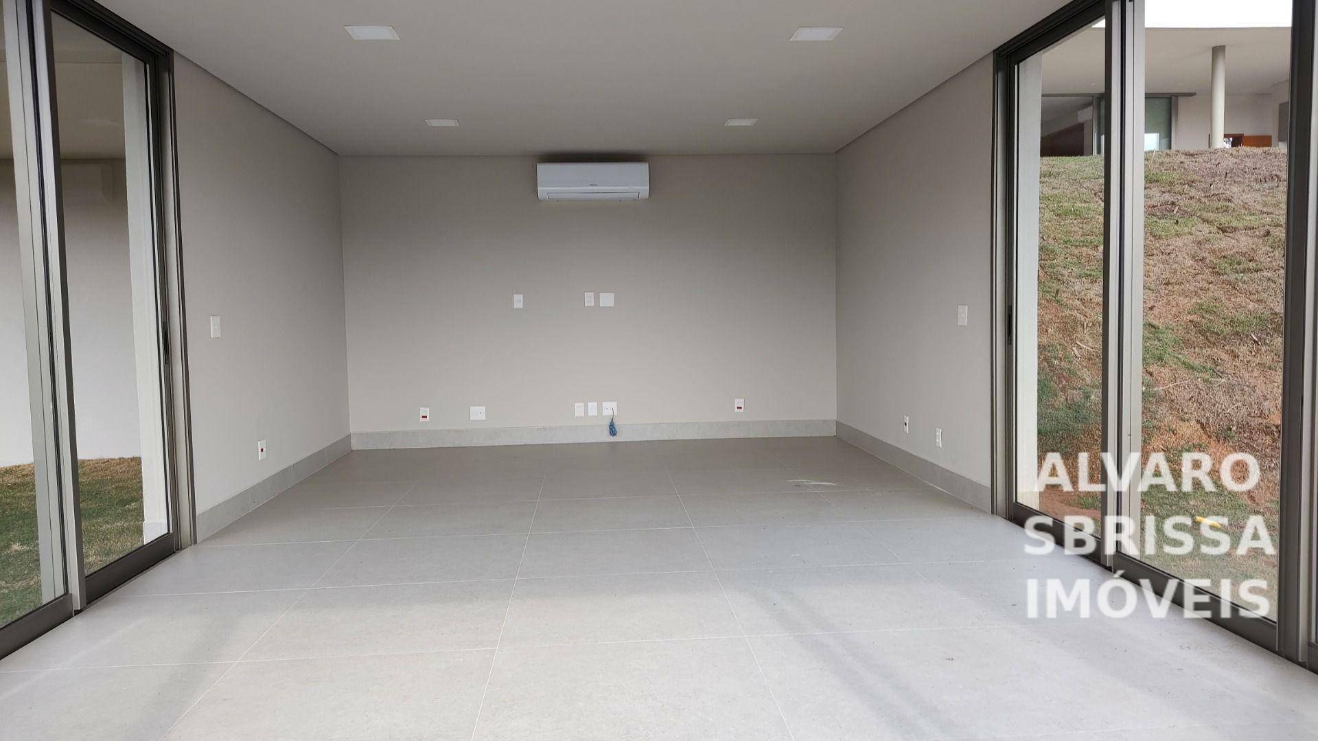 Casa de Condomínio à venda com 6 quartos, 628m² - Foto 32