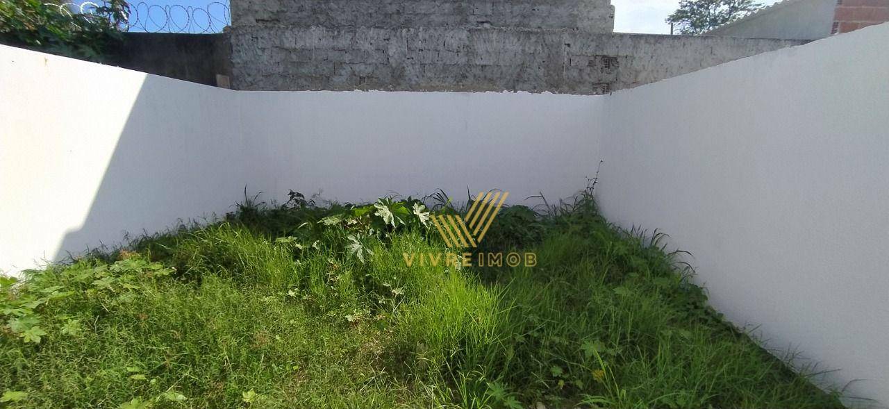 Casa à venda com 3 quartos, 75m² - Foto 12