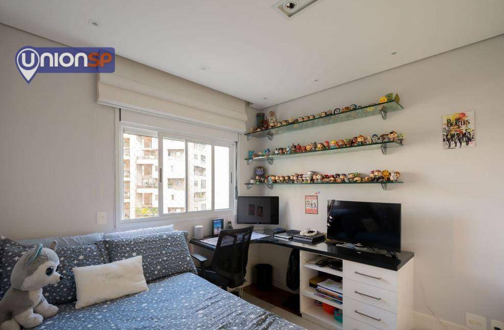 Apartamento à venda com 3 quartos, 177m² - Foto 13