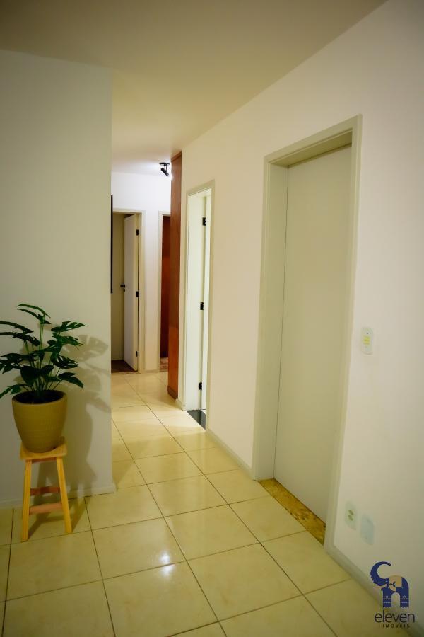 Apartamento à venda com 3 quartos, 120m² - Foto 9