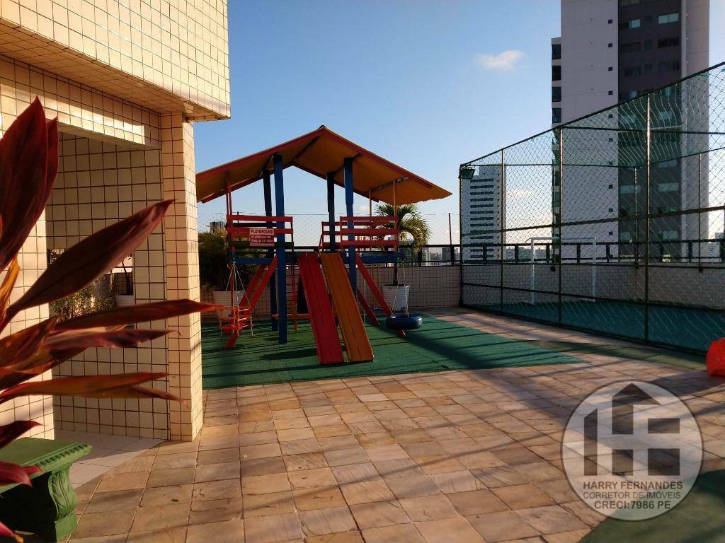 Apartamento à venda com 3 quartos, 157m² - Foto 2