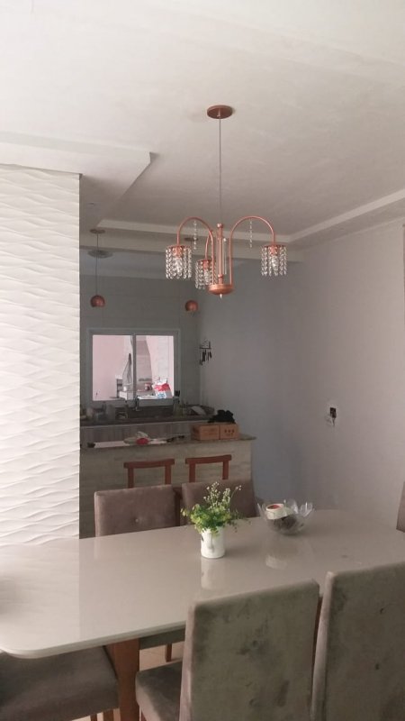 Sobrado à venda com 3 quartos, 132m² - Foto 1