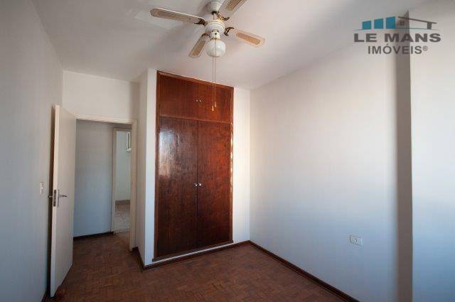 Apartamento à venda com 2 quartos, 65m² - Foto 7