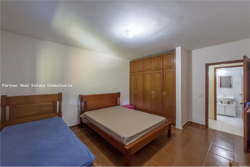 Casa de Condomínio à venda com 3 quartos, 2000m² - Foto 22