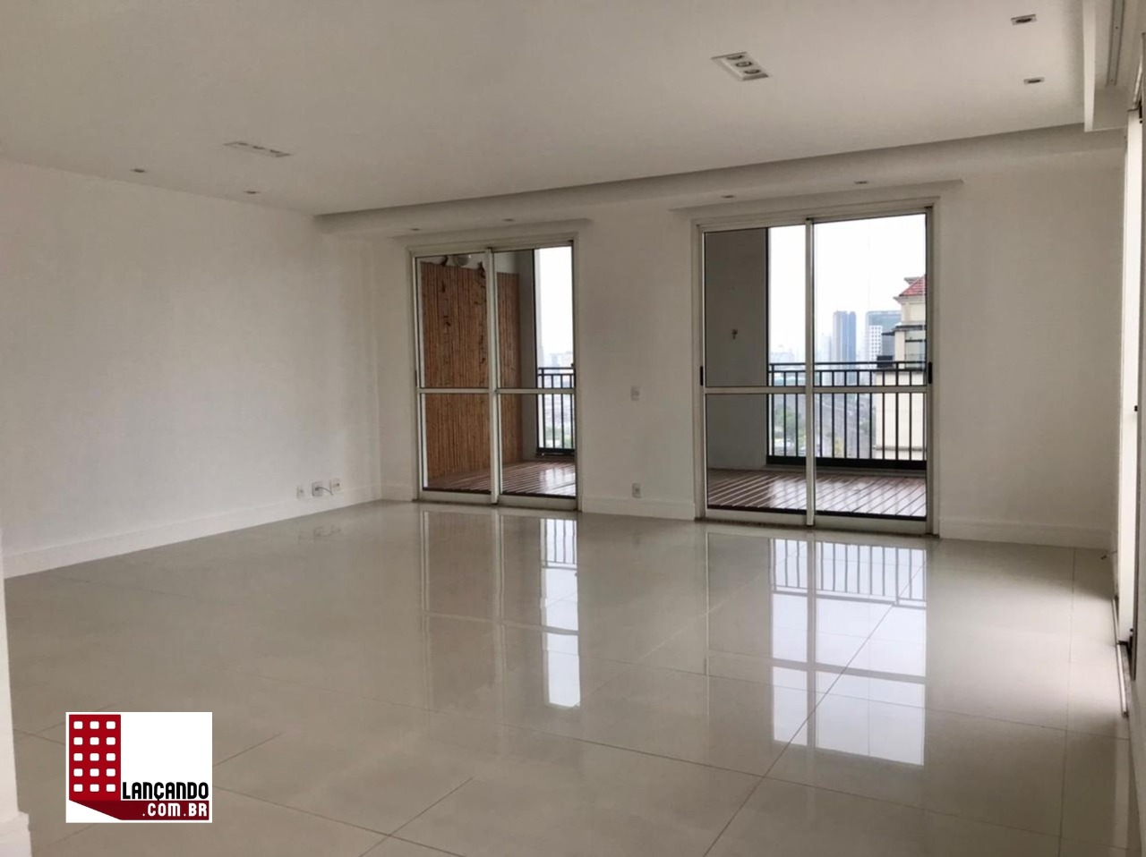 Apartamento à venda com 4 quartos, 260m² - Foto 13