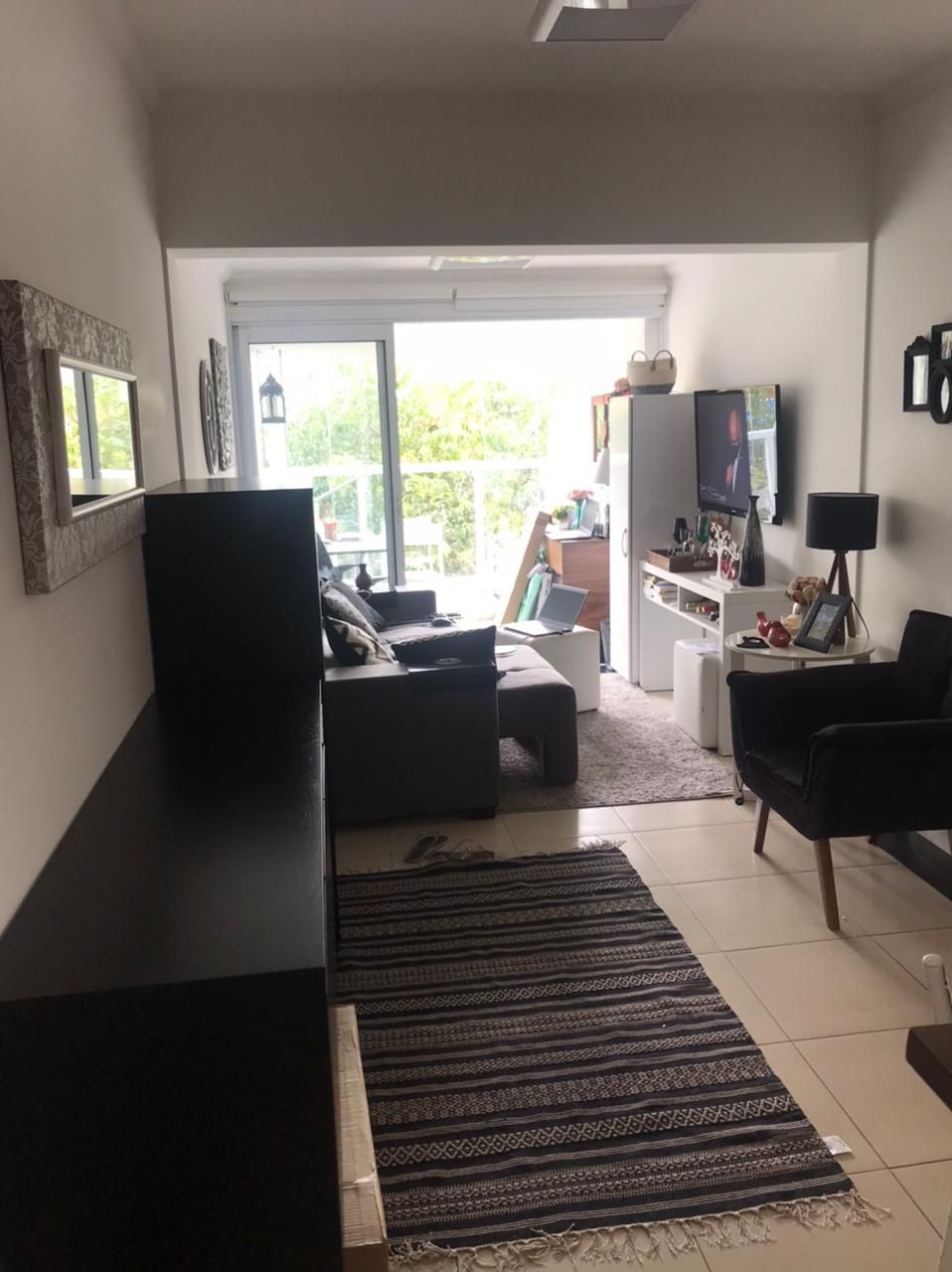 Apartamento à venda com 2 quartos, 58m² - Foto 2