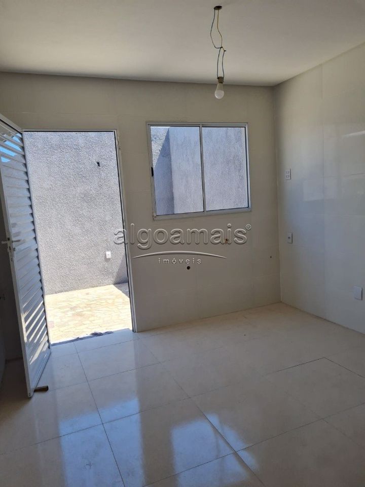 Casa à venda com 3 quartos, 300m² - Foto 7