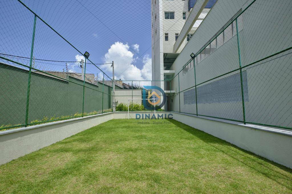 Apartamento à venda com 2 quartos, 61m² - Foto 5