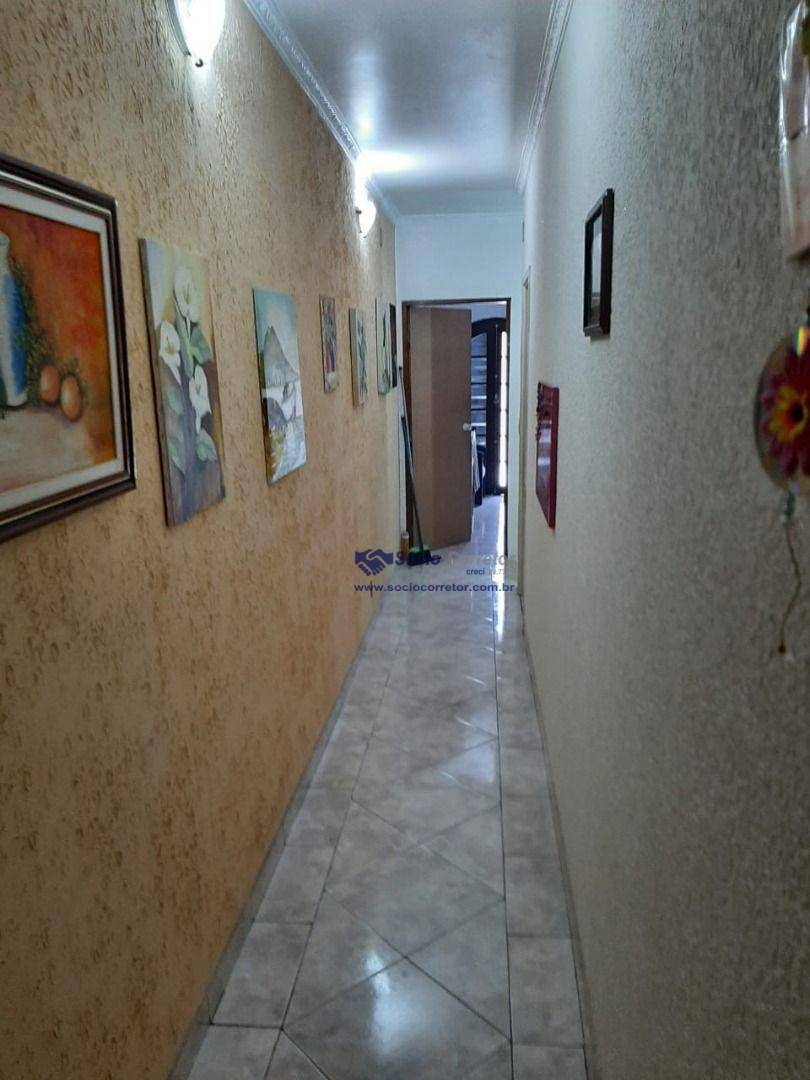 Sobrado à venda com 3 quartos, 300m² - Foto 19