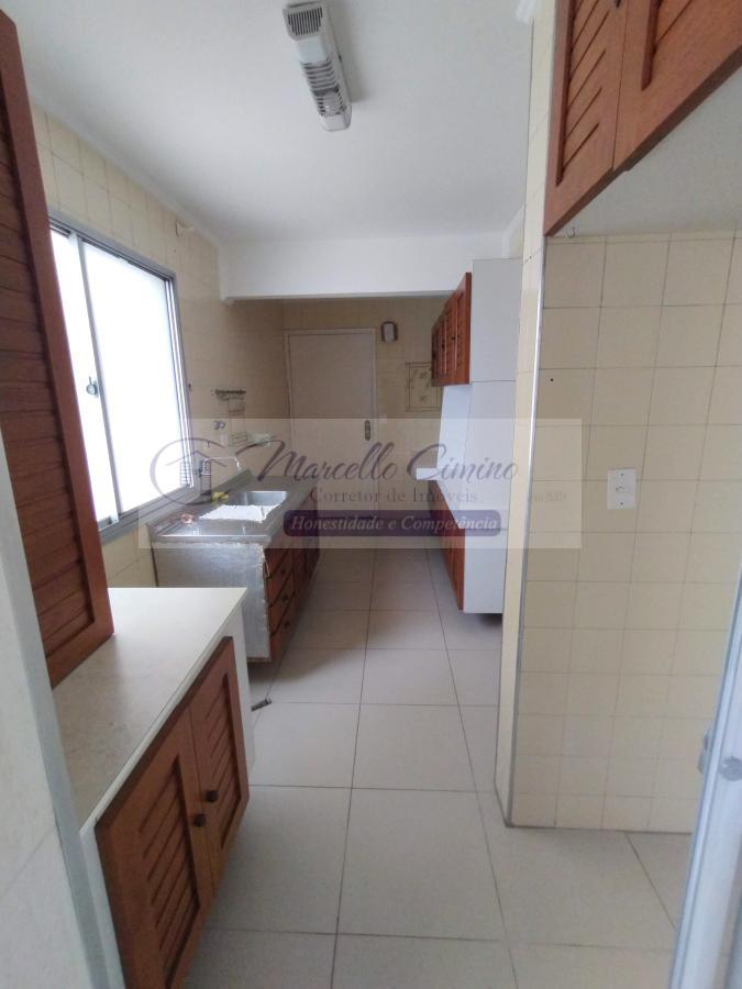 Apartamento para alugar com 2 quartos, 70m² - Foto 6